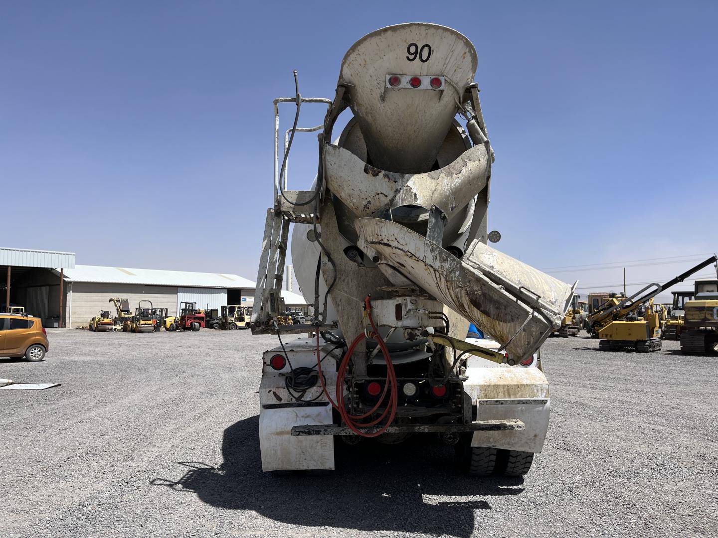 ./imagenes/INVOICE/2019/18041/CAMION INTERNATIONAL CON EQUIPO REVOLVEDOR MACNEILUS (12).JPG